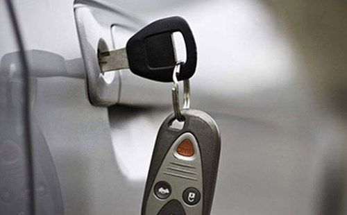 石家莊汽車開鎖配鑰匙電話（開鎖公司價(jià)格）