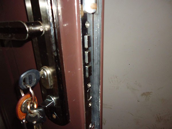 昆明西山區(qū)上門(mén)換鎖電話（快速開(kāi)鎖電話）