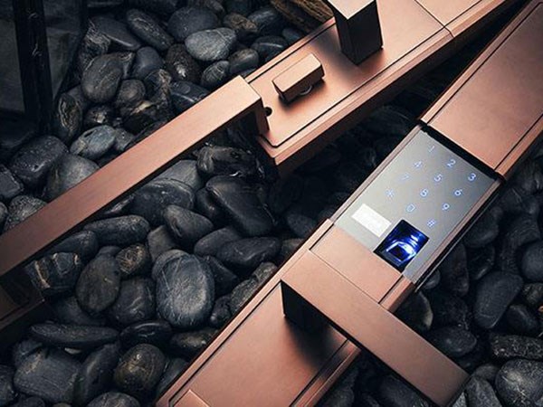 萬(wàn)州區(qū)汽車配鑰匙（開(kāi)鎖公司開(kāi)鎖電話）